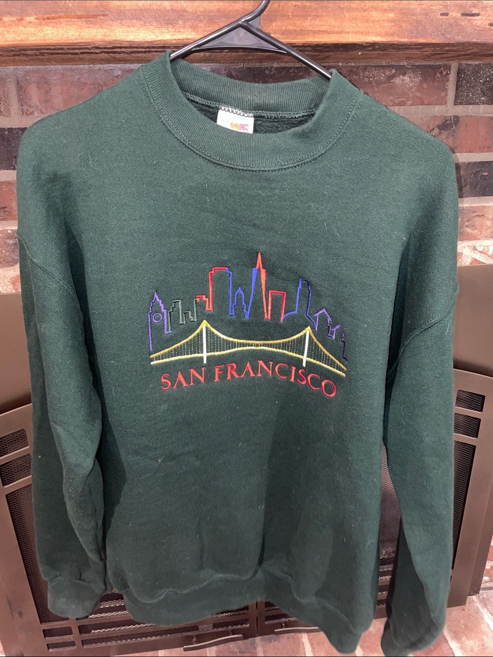 Vintage embroidered San Francisco sweatshirt - L